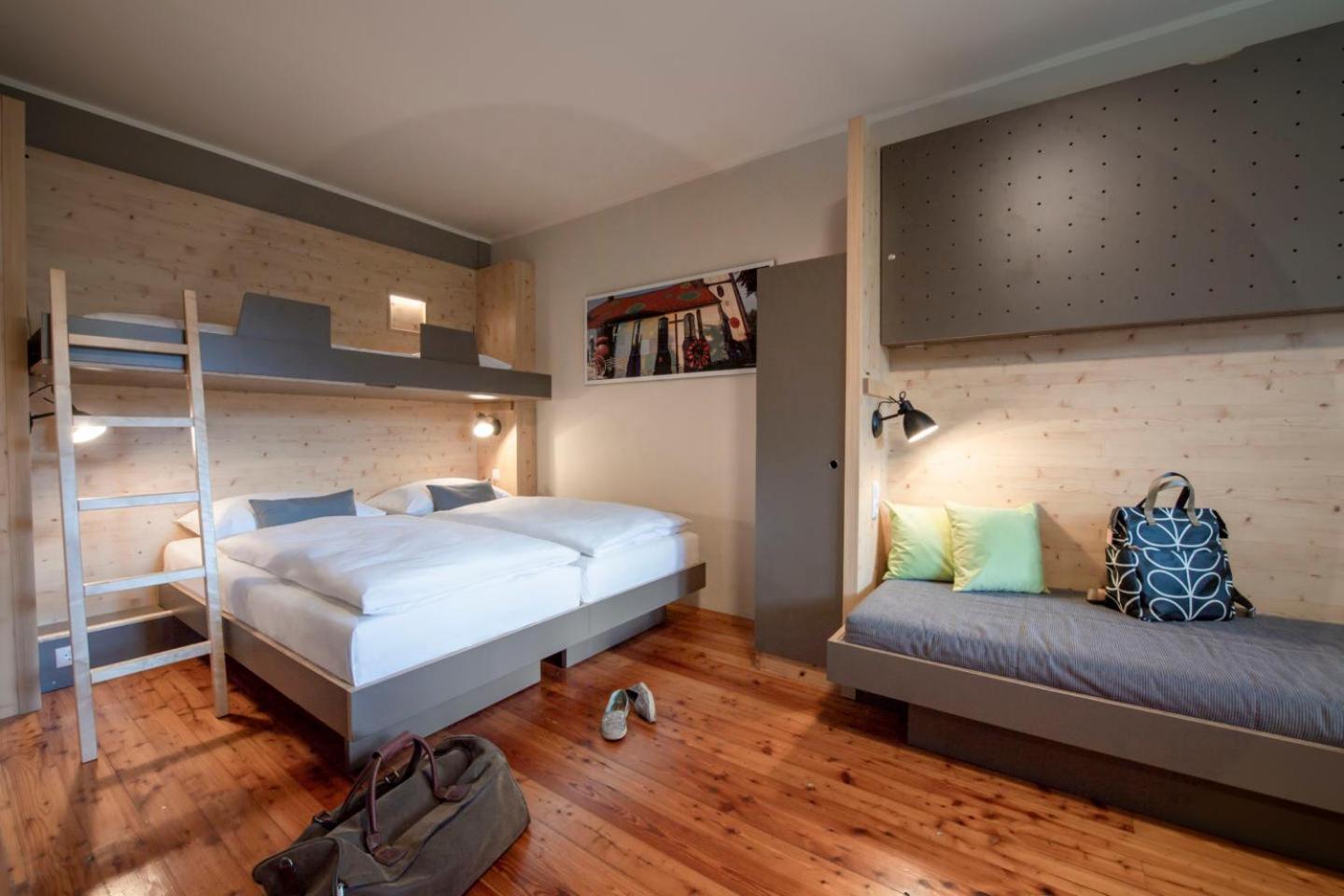 Jufa Hotel 3*