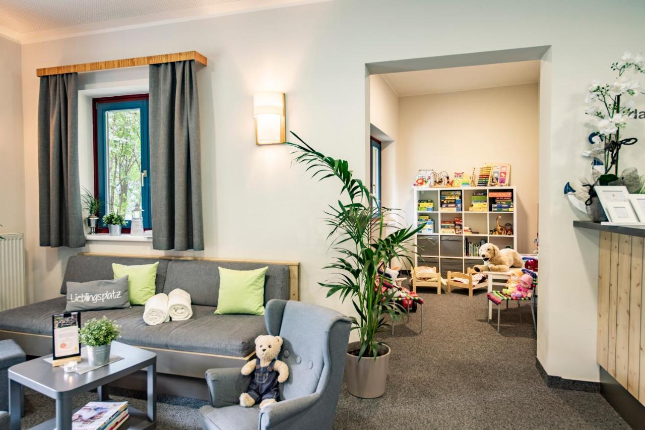 Jufa Hotel 3*